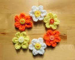 With one of your double point terry from jimmy beans wool teaches you the skills needed to be able to knit the hexipuffs in the beekeeper's quilt by tiny owl knits. Marianna S Lazy Daisy Days Knitted Summer Flowers