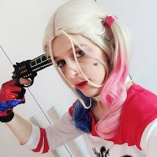 Maquiagem da Arlequina: 50 fotos e tutoriais dessa fantasia poderosa