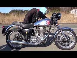Bsa Goldstar Practice Youtube Bsa Motorcycle Cafe Racer Bike