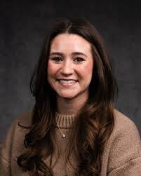 Jennifer Noll's Instagram, Twitter & Facebook