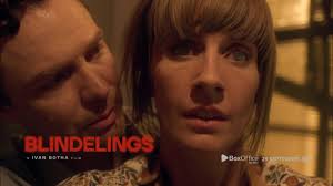 LEES WEER: Voorbladster Donnalee gesels oor 'Blindelings' en ma-wees