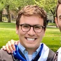 Robert Pineau's Instagram, Twitter & Facebook