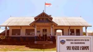 Download file dalam format.doc atau.docx microsoft word. Gubernur Sulawesi Tenggara Dituduh Keluarkan Sk Untuk Guru Honorer Siluman Suara Sulsel