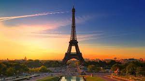 20 avenue de tourville, parís, paris. La Razon Por La Que Tomar Fotos De La Torre Eiffel De Noche Es Ilegal Ultimas Noticias De La Actualidad Noticias Virales Mott