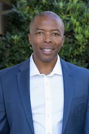 Darryl Felton's Instagram, Twitter & Facebook