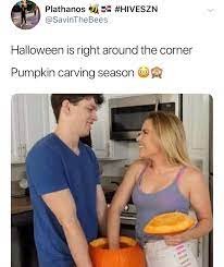 I love to carve my pumpkin : r/memes