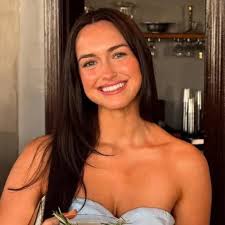 Josie Sherwood (@j.hoychick) • Instagram photos and videos