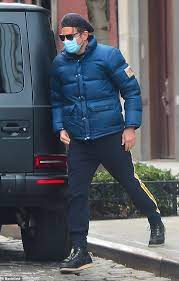 The actor, 46, cut a sombre figure as he headed out for a stroll with. Bradley Cooper And Irina Shayk Enjoy Some Quality Time With Their Three Year Old Daughter Lea In Nyc Daily Mail Online