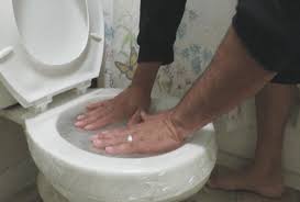 Check spelling or type a new query. How To Unclog A Toilet Full Of Poop And Water In 13 Ways Livingproofmag