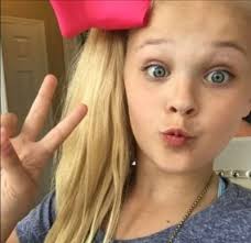Want to know why she loves bows so much or her advice for what to do when you feel nervous? Jojo Siwa Itsjojoswia Twitter