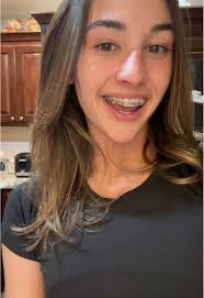 Alyssa Abate's Instagram, Twitter & Facebook