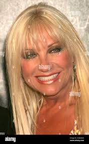 Hogan linda hi-res stock photography and images