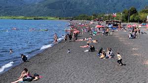 Chiloé, llanquihue, osorno and palena. Pucon A Transicion Y Llanquihue A Cuarentena Trece Comunas Retroceden Y Una Avanza En El Plan Paso A Paso Emol Com