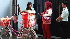 Today numbering over 80,000, 'yakult ladies' have played a vital role in the success of a japanese probiotic lady garden manhwa also known as (aka) 레이디 가든. Belajar Sukses Dari Ibu Ibu Lady Yakult