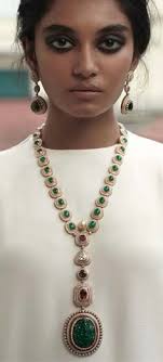 Discover 210 Necklaces and jewelry design ideas