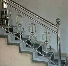 Pin By Oheneba Amoah On Railing Staircase Railing Design Steel Railing Design Stair Railing Design