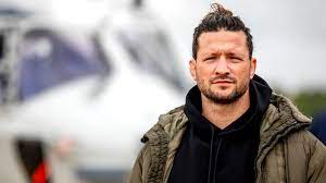 Listen to music from kraantje pappie like de manier, lil craney & more. Kraantje Pappie Is Nu Echt Kraantje Papa Qmusic