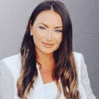 Jill Hacker's Instagram, Twitter & Facebook