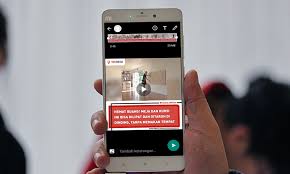 Tapi, untuk story wa yang optimal, gunakan gambar, foto atau video dengan ukuran 750×1334 px dengan aspect ratio 16:9 portrait. Cara Membuat Video Status Whatsapp Agar Tidak Terpotong