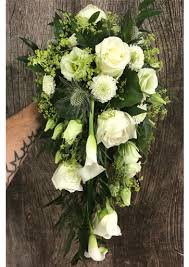 Surprise your loved ones with a unique design and fresh fragrant flowers for any special occasion. Blooming Bouquets Inspiration From Country Baskets Country Baskets