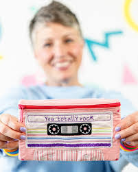 Jennifer Leeson's Instagram, Twitter & Facebook