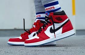 Jordan 1 Retro High Spider Man Origin Story Ps Air Jordan 1 Retro High Og Origin Story Review Air Jordans Jordan Shoes Retro Air Jordans Retro