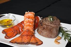 Place a lobster claw and half of a tail on top of each steak. Amazon Com Steak And Lobster Dinner Kit Indulge In This Surf And Turf Delight Includes 2 8oz Top Sirloins 2 6oz Cold Water Lobster Tails Wet Aged Steak