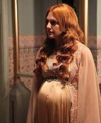 В сериале «великолепный век» исполнила роль хасеки хюррем султан. Hyurrem Sultan Merem Uzerli 1 551 Photos V 2020 G Znamenitosti Aktrisy Platya