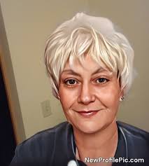 We need less of dull, neglected spaces and more vibrant, green urban areas!  🌿✨ Let's transform our alleyways and streets into beautiful, inviting  places with plants, flowers, and community efforts. Green spaces