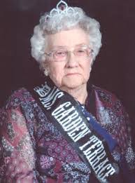 Dina Kenny's Instagram, Twitter & Facebook