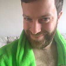 Dan Charlton (@judgedredd13)