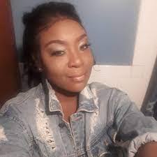 Jeanine Wise's Instagram, Twitter & Facebook