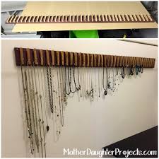 Werkzeug und baumaterial für profis und heimwerker. Clothespin Jewelry Hanger 3 Steps With Pictures Instructables