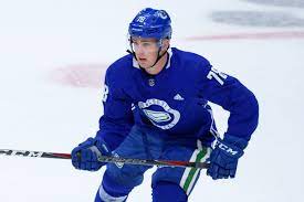 Get the latest nhl news on kole lind. Vancouver Canucks Prospect Kole Lind To Make His Nhl Debut Against Toronto Nucks Misconduct