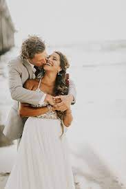 This Scripps Seaside Forum Wedding Brought Glitz And Glam To The Beach Junebug Weddings