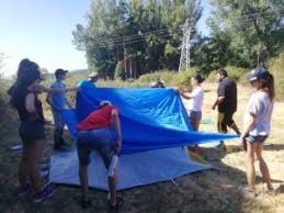 Montaje De Tiendas Julio Agosto Cursos De Monitores En Madrid Monitor De Ocio Y Tiempo Libre Homologad En 2020 Ocio Y Tiempo Libre Campamento De Verano Tiempo Libre