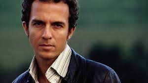 ∙ a cowriter on hits for french artists jenifer (c'est de l'or) and hélène ségara (au nom d'une femme), he also contributed. Calogero Tour Dates 2021 2022 Calogero Tickets And Concerts Wegow United States