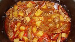 Gulaschsuppe Aus Dem Romertopf Von Risei Chefkoch Gulaschsuppe Gulasch Rezepte