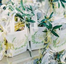 Atrévete a probar con estas novedades. Bolsas Para Regalos De Boda 10 Ideas Muy Originales