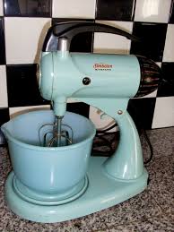 aqua turquoise, vintage kitchen