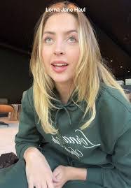 Lorna Connelly's Instagram, Twitter & Facebook