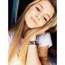 Renee Jacks (reneejax) — профиль