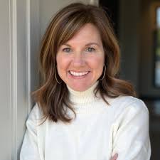 I'm so excited to share that I'm starting a new position as Account Manager  at Superdeluxe!