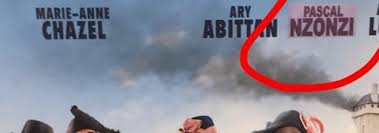 Le nom gens est toujours employé au pluriel, mais comment accorder l'adjectif ou le participe passé qui l'accompagne. Plein De Gens Ont Modifie L Affiche Des Visiteurs 3 Dans Le Metro