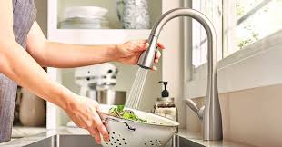 Be confident in your choice by reading about consumers' most reliable kitchen faucet brands. Best Kitchen Faucet Reviews Top 10 Rated Models In 2021