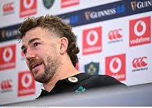 Jenna Mortimer's Instagram, Twitter & Facebook