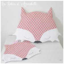 Disponible De Suite Ensemble Coussins Et Doudou Plat Theme Renard Jouet 1er Age Personnalisable Creation Unique 100 Fai Diy Couture Kids Couture Toys By Age