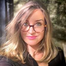 Penelope Woods's Instagram, Twitter & Facebook