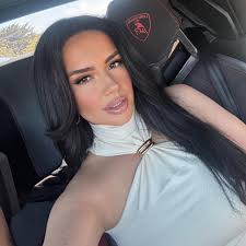 ａｄｒｉａｎａｐｏａｌａ (@adrianapoala) • Instagram photos and videos