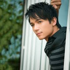 Nhien Luong's Instagram, Twitter & Facebook